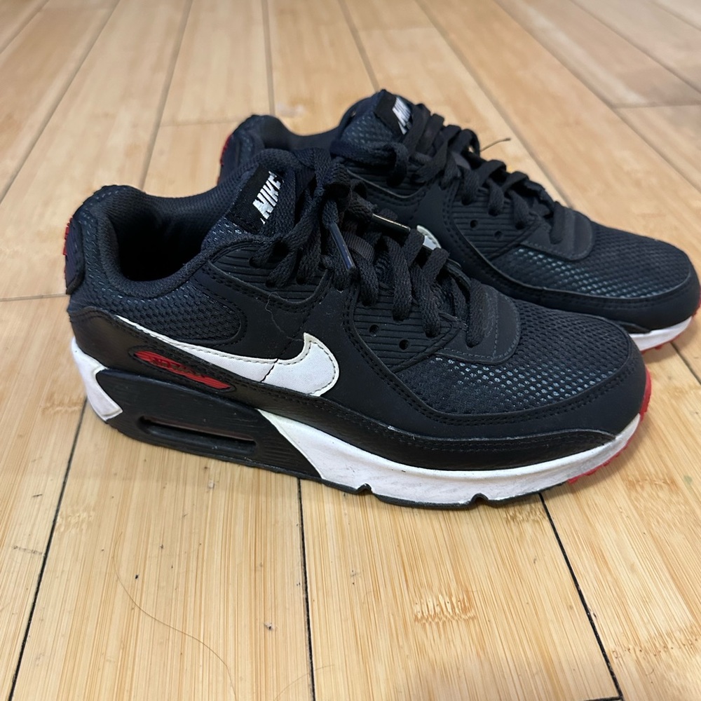 Nike Air Max 90